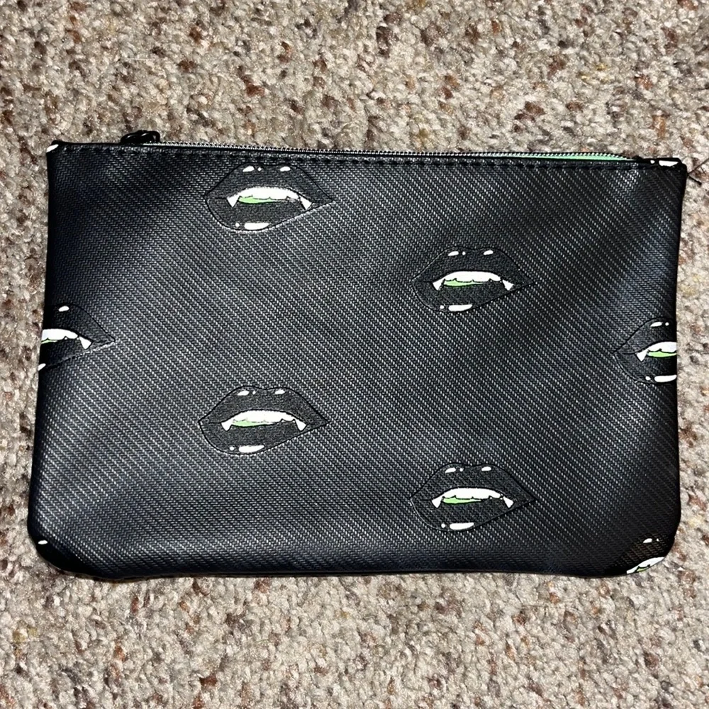 Ipsy Glam bag